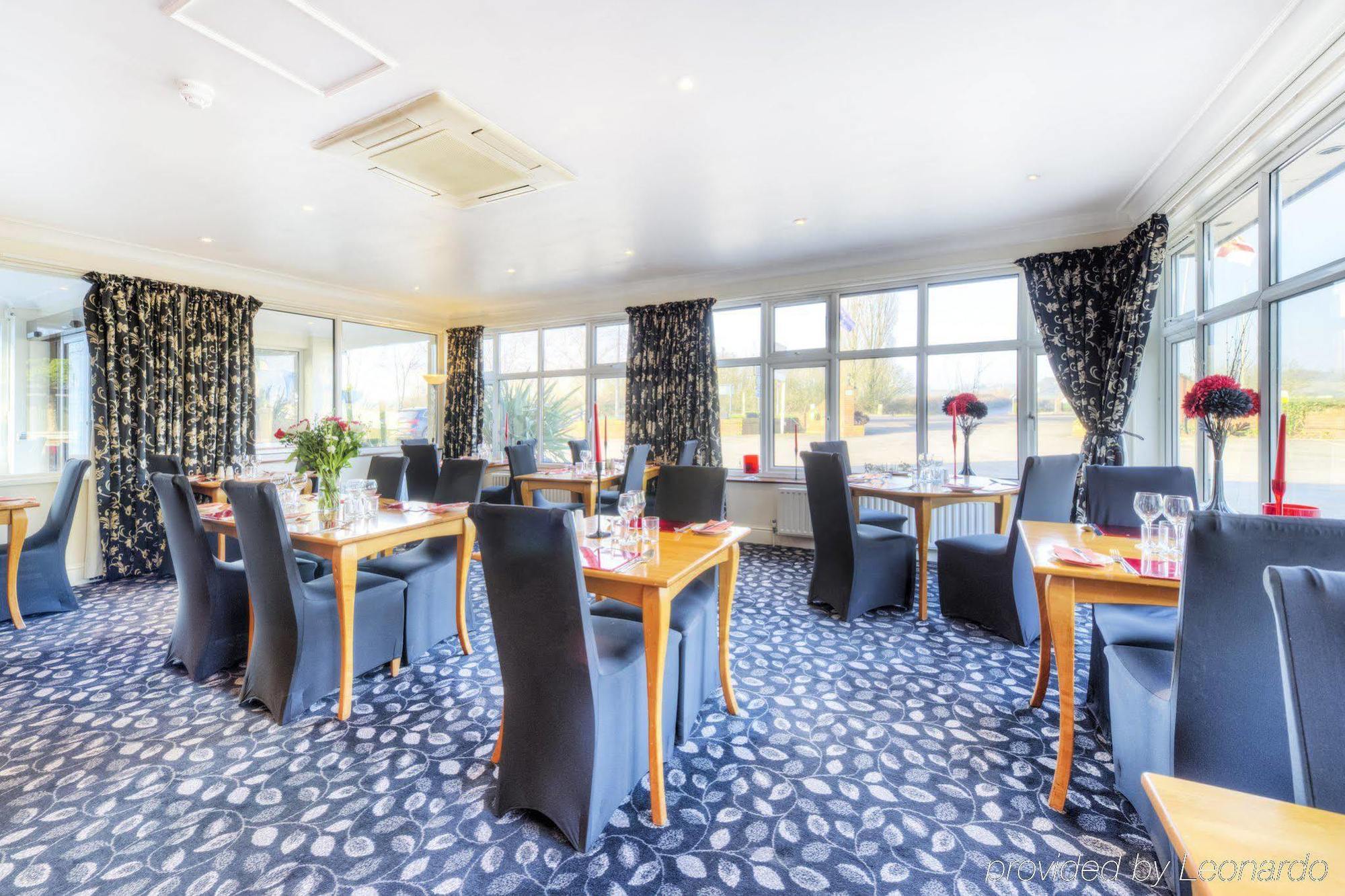 Flexistay Reading West Aparthotel - With Communal Kitchen Use Exterior foto