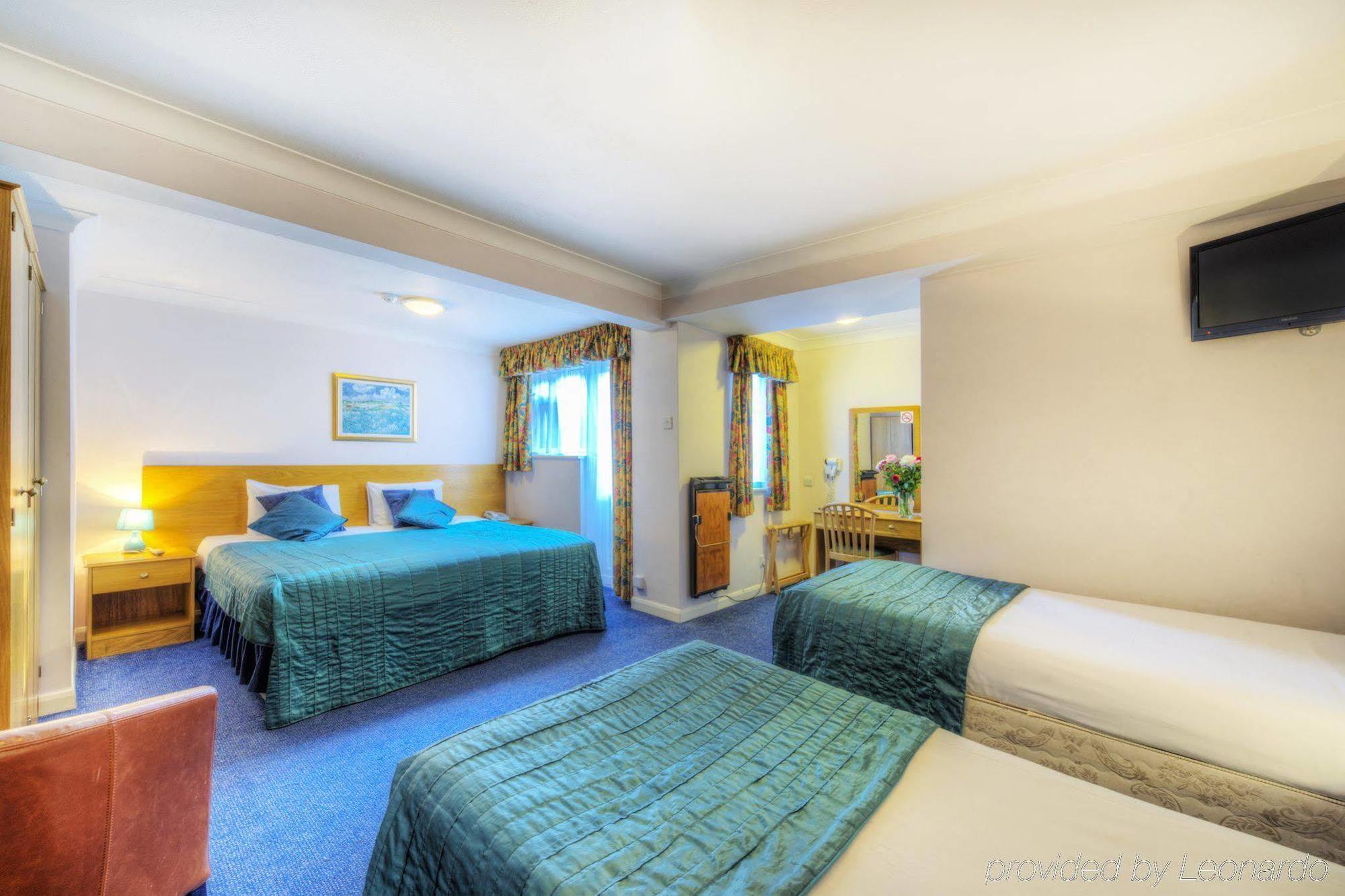 Flexistay Reading West Aparthotel - With Communal Kitchen Use Exterior foto