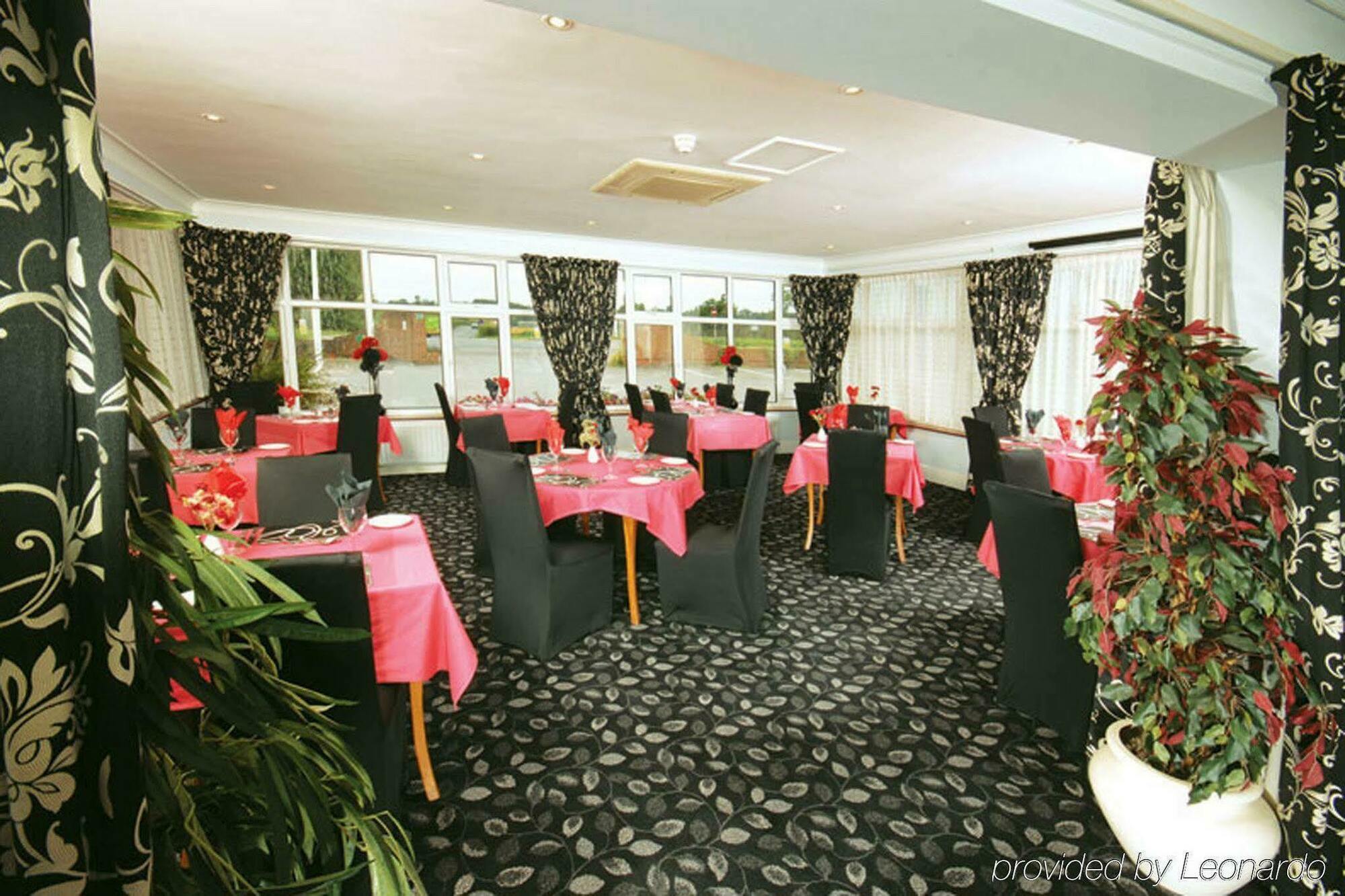 Flexistay Reading West Aparthotel - With Communal Kitchen Use Restaurante foto